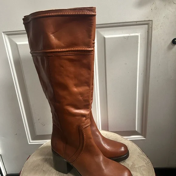 new Frye Women's Jean Tall Pull On Extended Wide Calf Boot FR40672WC CARA Sz 9 - Picture 3 of 16
